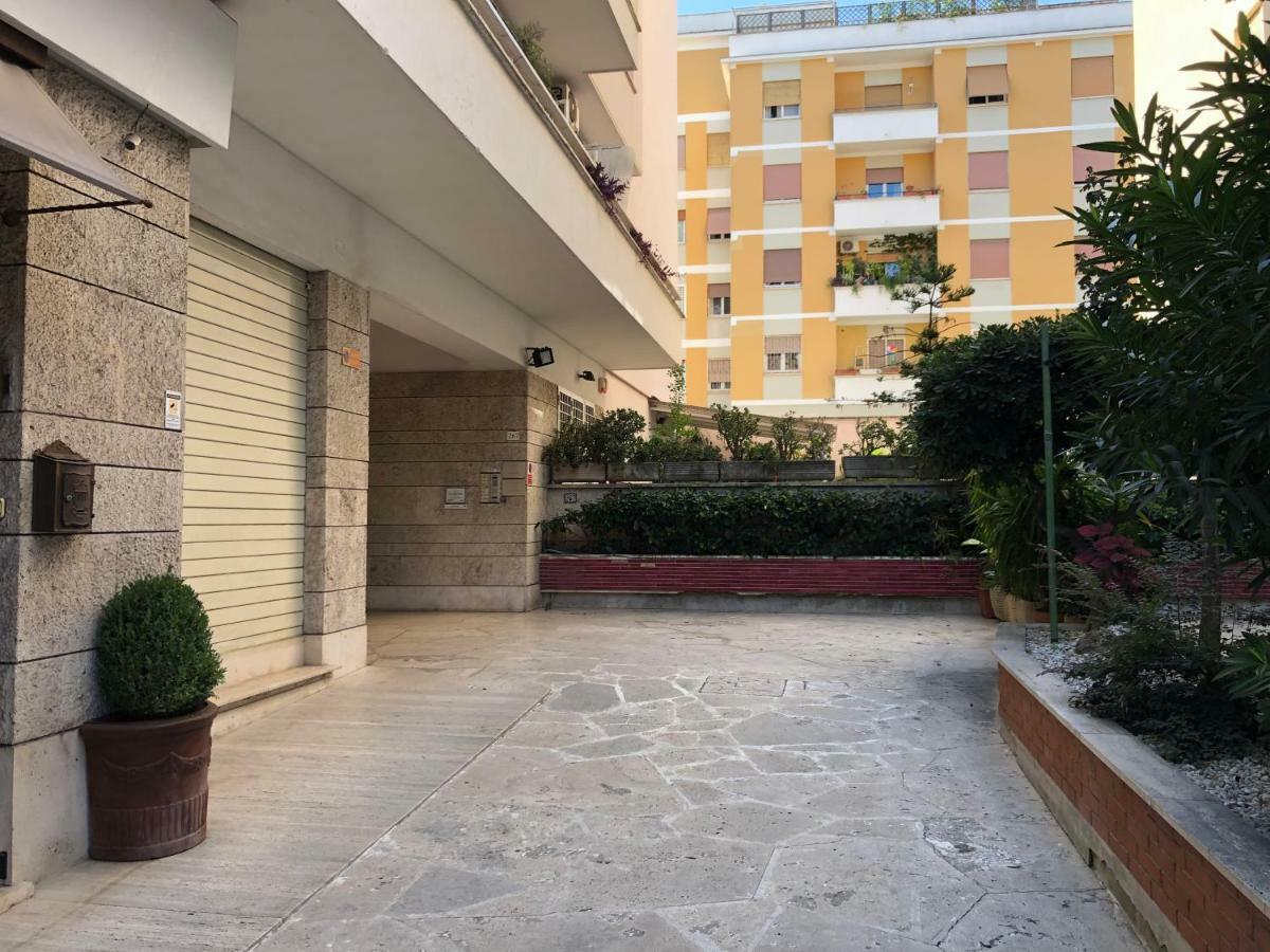 Rhome Vintage Holidays San Pietro Rome Exterior photo